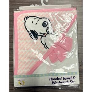 Vintage Baby Snoopy Hooded Towel & Washcloth Set Girls Pink White Graphic